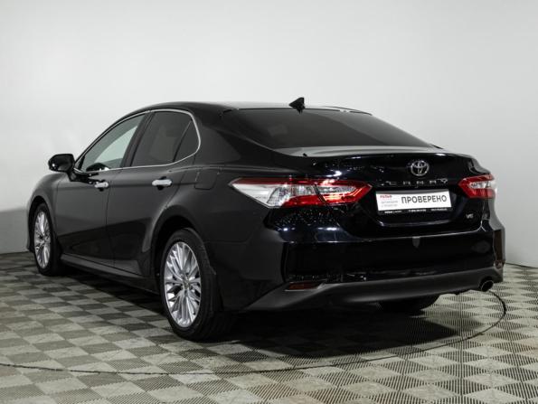Toyota Camry VIII (XV70) с пробегом 2018 года, цена 2 275 000 рублей, 173137 км, седан, Автокод Объявления