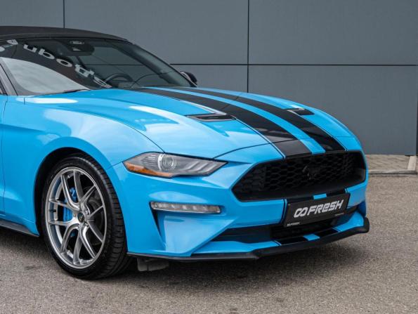 Ford Mustang VI Рестайлинг с пробегом 2022 года, цена 4 100 000 рублей, 32467 км, кабриолет, Автокод Объявления