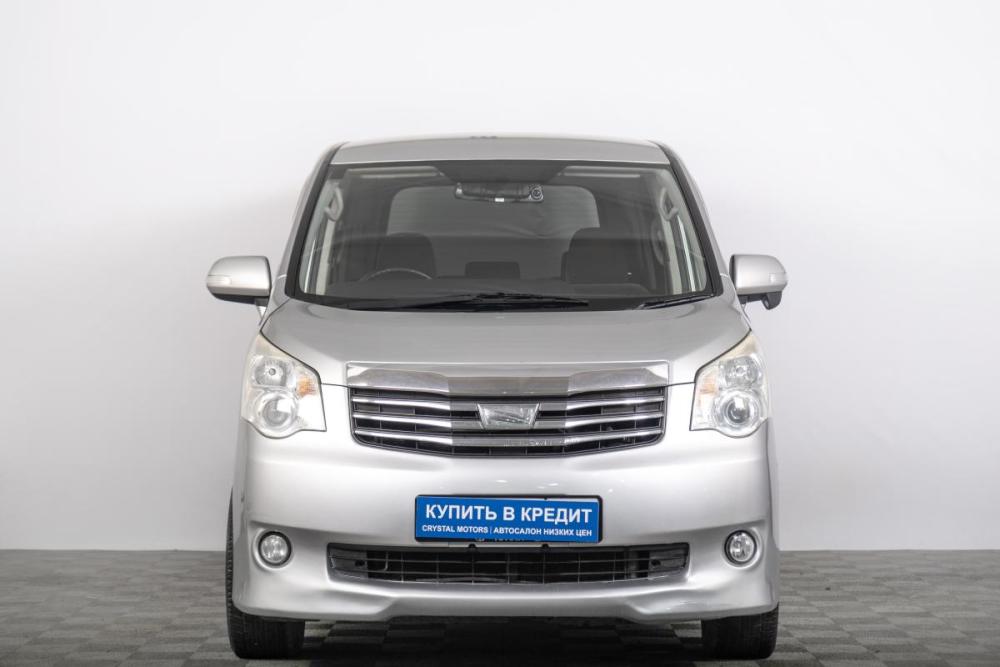 Toyota Noah II (R70) Томск  - изображение 4