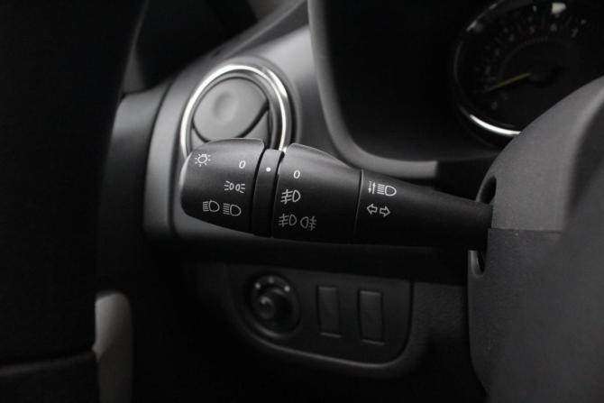 Renault Logan II Рестайлинг с пробегом 2019 года, цена 1 150 000 рублей, 83610 км, седан, Автокод Объявления