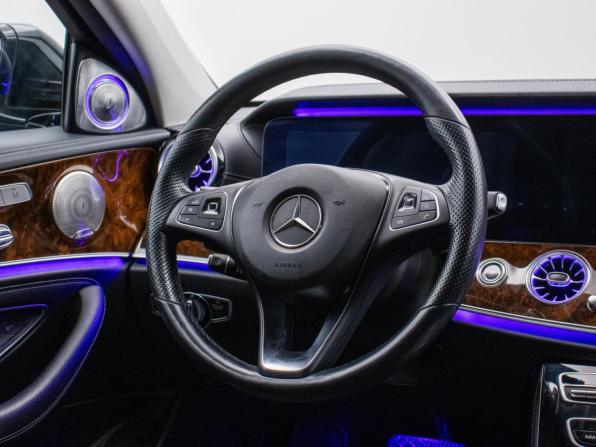Mercedes-Benz E-Класс V (W213 S213 C238) с пробегом 2016 года, цена 2 638 000 рублей, 111731 км, седан, Автокод Объявления