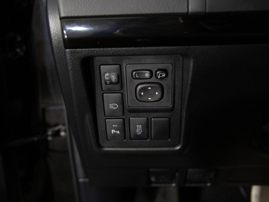 Toyota Land Cruiser Prado 150 Series Рестайлинг 1 Санкт-Петербург  - изображение 17