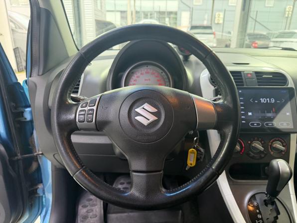 Suzuki Splash I Рестайлинг с пробегом 2012 года, цена 590 000 рублей, 306055 км, хэтчбек, Автокод Объявления