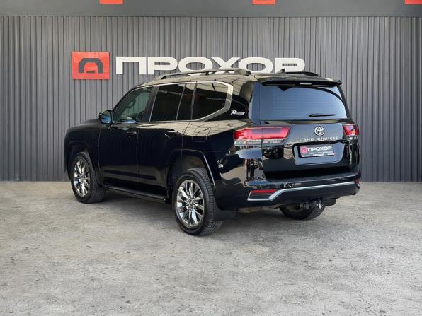 Toyota Land Cruiser 300 Series с пробегом 2021 года, цена 10 987 000 рублей, 64929 км, внедорожник, Автокод Объявления