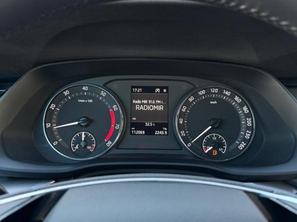 Skoda Octavia IV (A8) с пробегом 2021 года, цена 2 250 000 рублей, 112100 км, лифтбек, Автокод Объявления