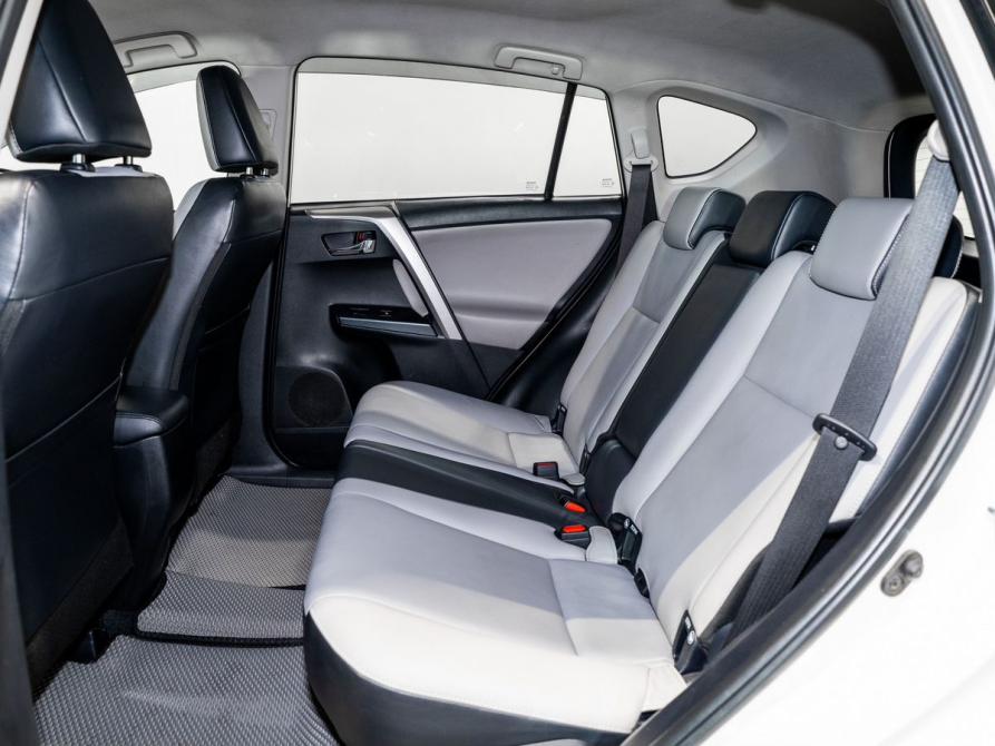 Toyota RAV4 IV (XA40) Рестайлинг Чита  - изображение 6
