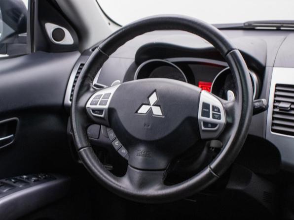 Mitsubishi Outlander II с пробегом 2008 года, цена 880 000 рублей, 238780 км, внедорожник, Автокод Объявления