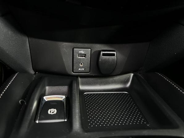 Nissan Qashqai II с пробегом 2015 года, цена 1 450 000 рублей, 141616 км, внедорожник, Автокод Объявления