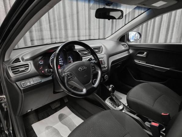 Kia Rio III Рестайлинг с пробегом 2016 года, цена 1 100 000 рублей, 102010 км, хэтчбек, Автокод Объявления