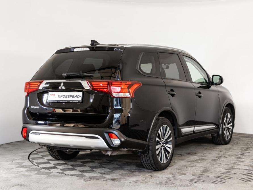 Mitsubishi Outlander III Рестайлинг 3 Санкт-Петербург  - изображение 5