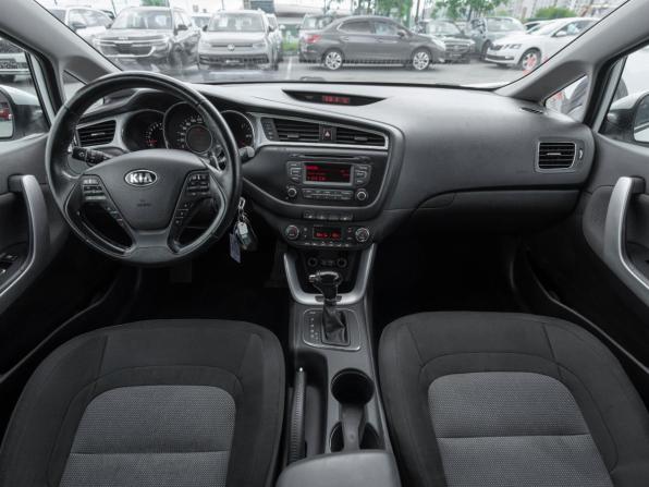 Kia Ceed II Рестайлинг с пробегом 2017 года, цена 1 175 000 рублей, 195265 км, хэтчбек, Автокод Объявления