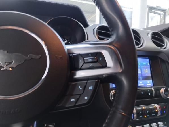 Ford Mustang VI Рестайлинг с пробегом 2020 года, цена 2 650 000 рублей, 133600 км, купе, Автокод Объявления
