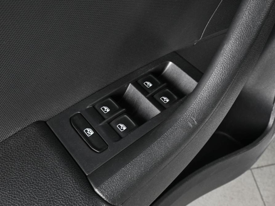Volkswagen Polo VI Ростов-на-Дону  - изображение 15
