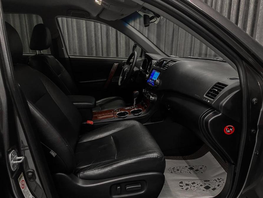 Toyota Highlander II (XU40) Рестайлинг Красноярск  - изображение 13
