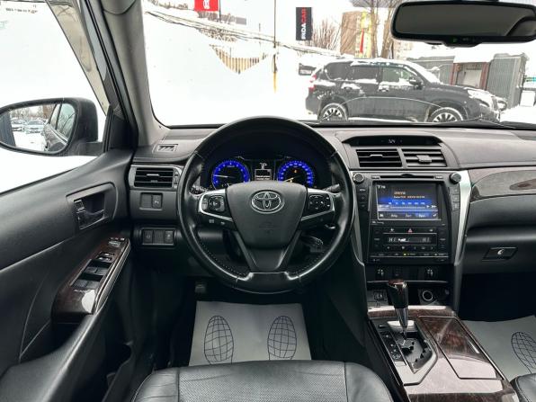 Toyota Camry VII (XV50) Рестайлинг с пробегом 2015 года, цена 2 329 000 рублей, 111559 км, седан, Автокод Объявления