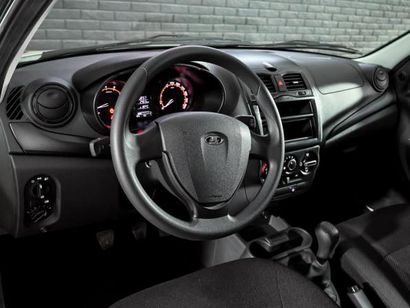 Lada (ВАЗ) Granta I Рестайлинг с пробегом 2025 года, цена 1 000 000 рублей, 2402 км, седан, Автокод Объявления