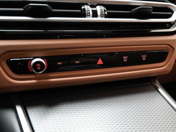 BMW 3 серии VII (G2x) Рестайлинг 2 с пробегом 2024 года, цена 5 748 888 рублей, 19671 км, седан, Автокод Объявления