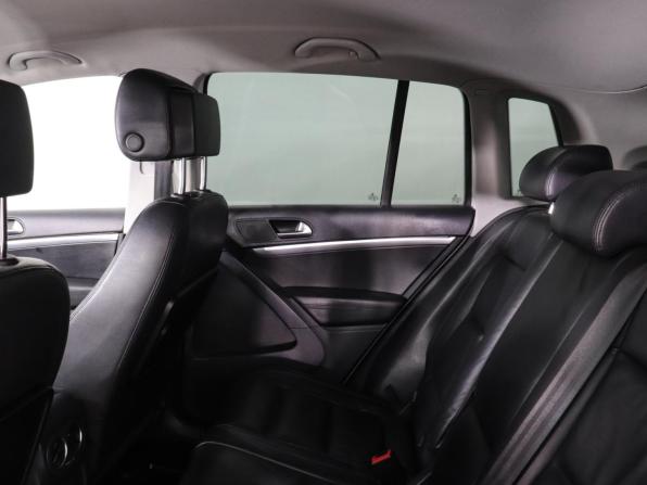 Volkswagen Tiguan I Рестайлинг с пробегом 2011 года, цена 1 150 000 рублей, 223113 км, внедорожник, Автокод Объявления