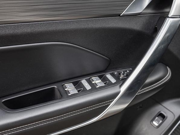 Geely Atlas Pro с пробегом 2021 года, цена 1 912 936 рублей, 71331 км, внедорожник, Автокод Объявления