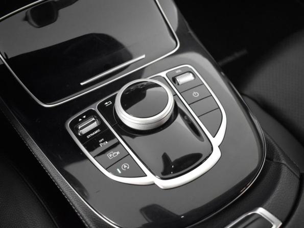 Mercedes-Benz E-Класс V (W213 S213 C238) с пробегом 2019 года, цена 2 772 900 рублей, 130025 км, седан, Автокод Объявления