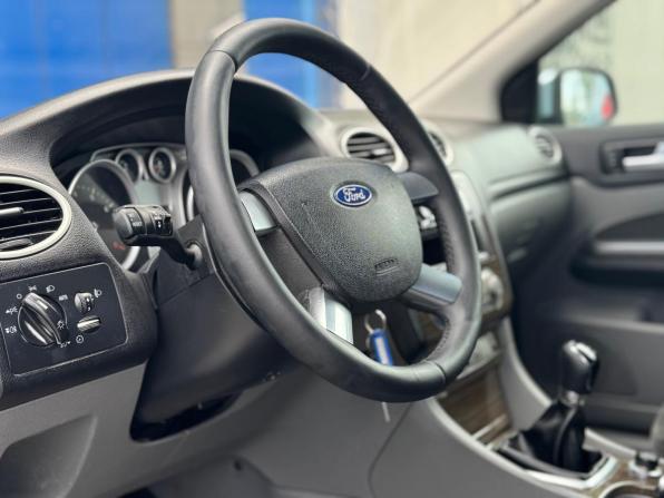 Ford Focus II Рестайлинг с пробегом 2008 года, цена 575 000 рублей, 200000 км, седан, Автокод Объявления