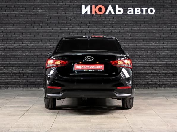 Hyundai Solaris II с пробегом 2017 года, цена 1 390 000 рублей, 55818 км, седан, Автокод Объявления