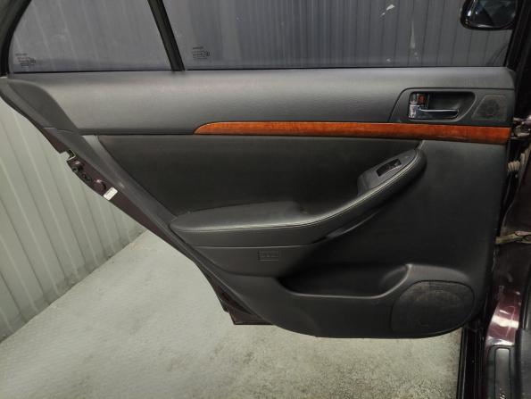 Toyota Avensis II Рестайлинг с пробегом 2006 года, цена 678 000 рублей, 189475 км, седан, Автокод Объявления