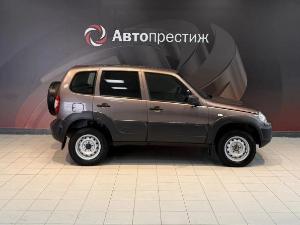 Chevrolet Niva I Рестайлинг с пробегом 2019 года, цена 635 000 рублей, 146000 км, внедорожник, Автокод Объявления