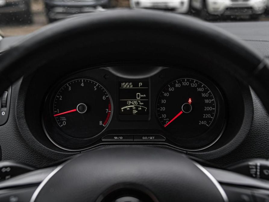 Volkswagen Polo V Рестайлинг Санкт-Петербург  - изображение 5