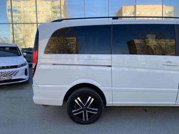 Mercedes-Benz Viano I (W639) Рестайлинг с пробегом 2013 года, цена 2 125 000 рублей, 275260 км, минивэн, Автокод Объявления