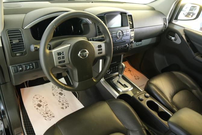 Nissan Pathfinder III Рестайлинг с пробегом 2011 года, цена 1 729 000 рублей, 185000 км, внедорожник, Автокод Объявления