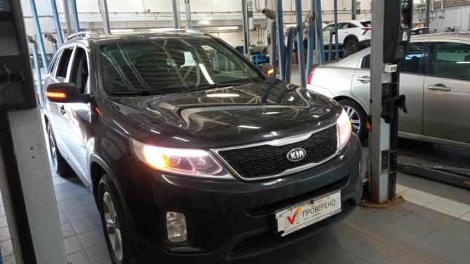 Kia Sorento II Рестайлинг с пробегом 2015 года, цена 1 520 001 рубль, 226710 км, внедорожник, Автокод Объявления