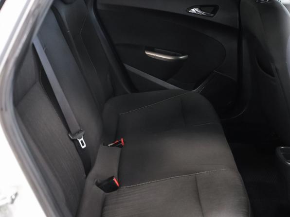 Opel Astra J с пробегом 2012 года, цена 594 000 рублей, 175581 км, хэтчбек, Автокод Объявления