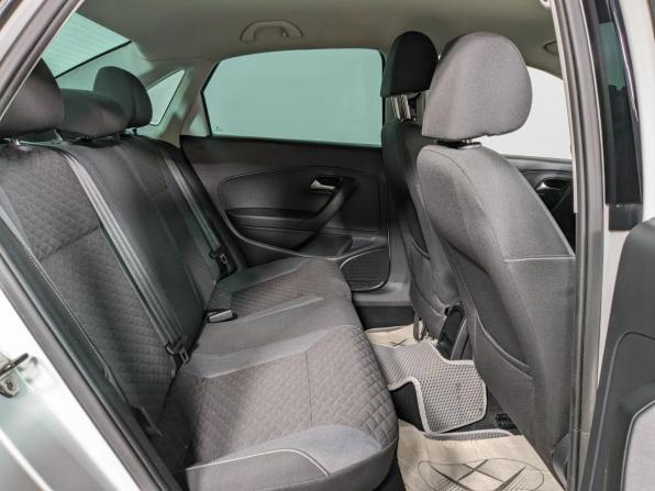 Volkswagen Polo V Рестайлинг с пробегом 2018 года, цена 1 245 500 рублей, 88000 км, седан, Автокод Объявления