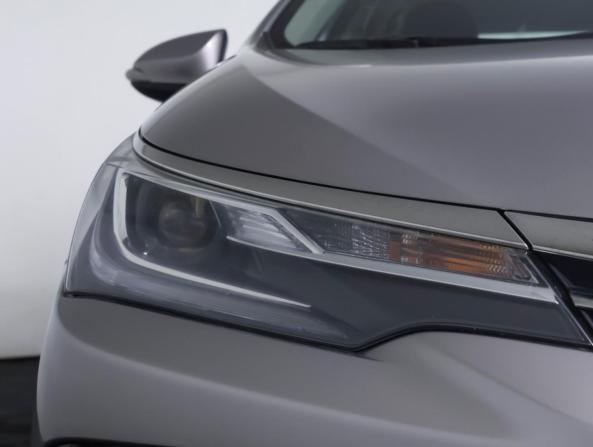 Toyota Corolla XI (E160 E170 E180) Рестайлинг 1 с пробегом 2018 года, цена 1 650 000 рублей, 108919 км, седан, Автокод Объявления