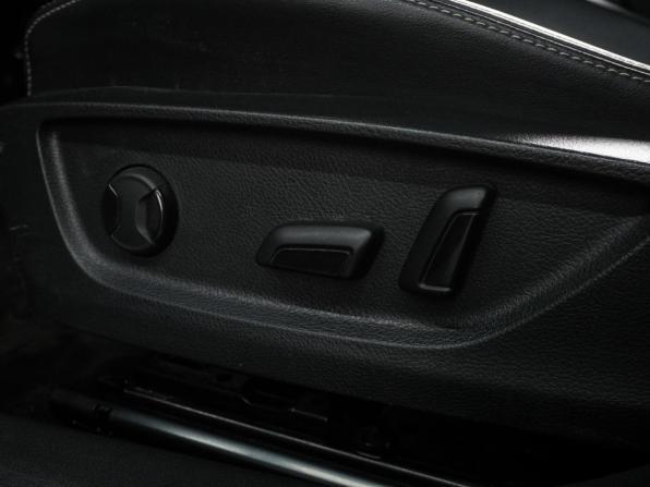 Skoda Octavia IV (A8) с пробегом 2023 года, цена 2 299 000 рублей, 130457 км, лифтбек, Автокод Объявления
