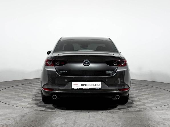 Mazda 3 IV (BP) с пробегом 2021 года, цена 1 690 000 рублей, 45000 км, седан, Автокод Объявления
