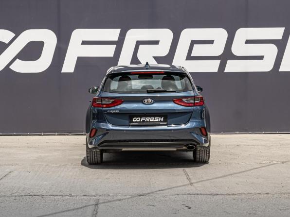 Kia Ceed III с пробегом 2019 года, цена 1 950 000 рублей, 73713 км, хэтчбек, Автокод Объявления