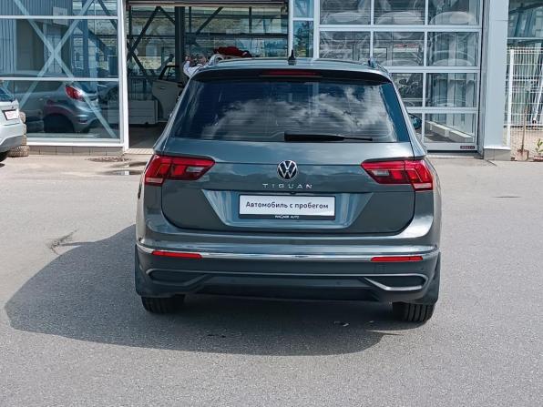 Volkswagen Tiguan II Рестайлинг с пробегом 2021 года, цена 2 317 000 рублей, 135000 км, внедорожник, Автокод Объявления