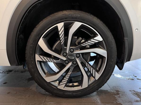 Geely Monjaro I с пробегом 2022 года, цена 3 190 000 рублей, 39071 км, внедорожник, Автокод Объявления