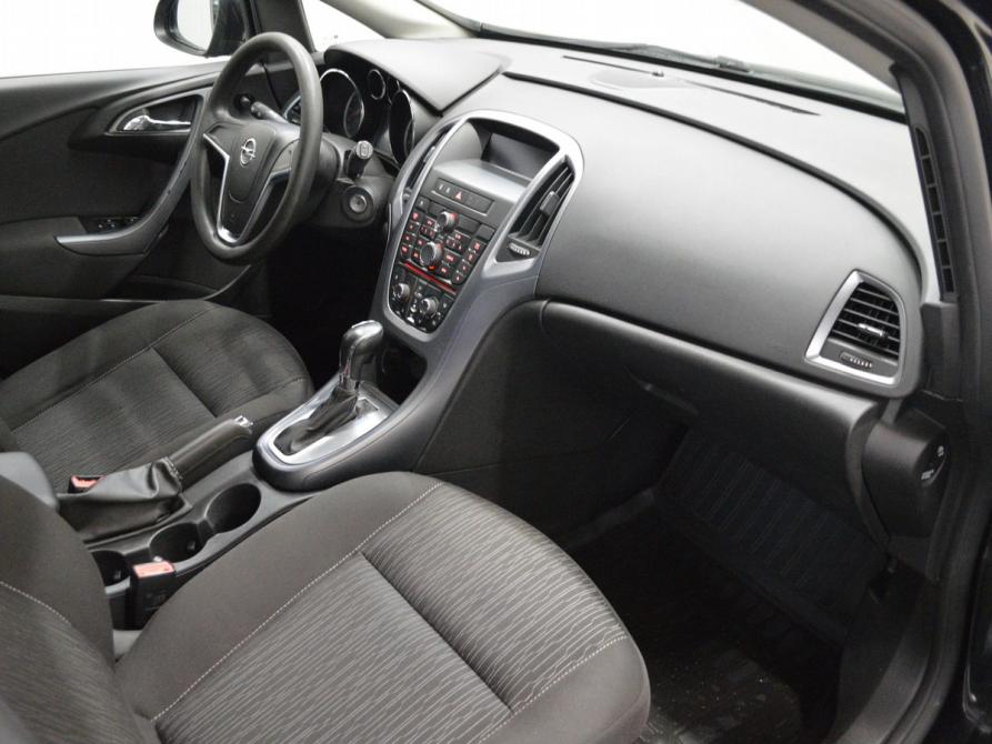 Opel Astra J Рестайлинг Санкт-Петербург  - изображение 11