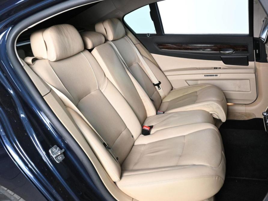 BMW 7 серии V (F01/F02/F04) Рестайлинг Ростов-на-Дону  - изображение 7