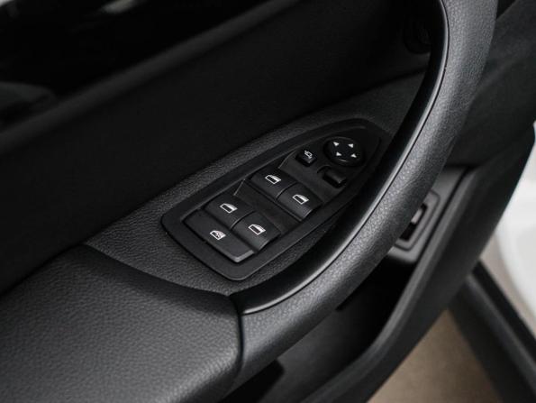 BMW X1 II (F48) Рестайлинг с пробегом 2020 года, цена 2 880 000 рублей, 107655 км, внедорожник, Автокод Объявления