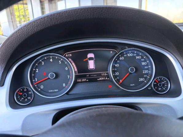 Volkswagen Touareg II с пробегом 2010 года, цена 1 299 000 рублей, 184000 км, внедорожник, Автокод Объявления