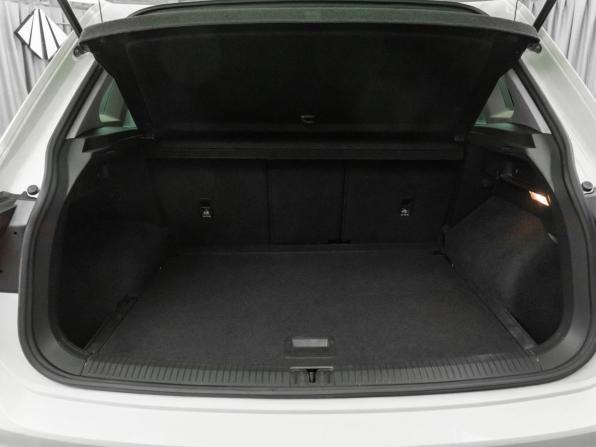 Volkswagen Tiguan II с пробегом 2018 года, цена 2 420 000 рублей, 157095 км, внедорожник, Автокод Объявления
