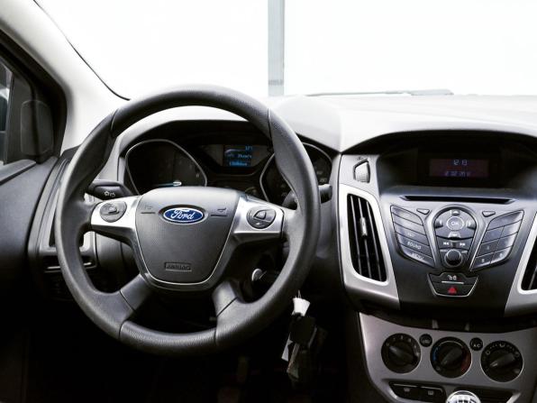 Ford Focus III с пробегом 2012 года, цена 839 000 рублей, 136065 км, седан, Автокод Объявления