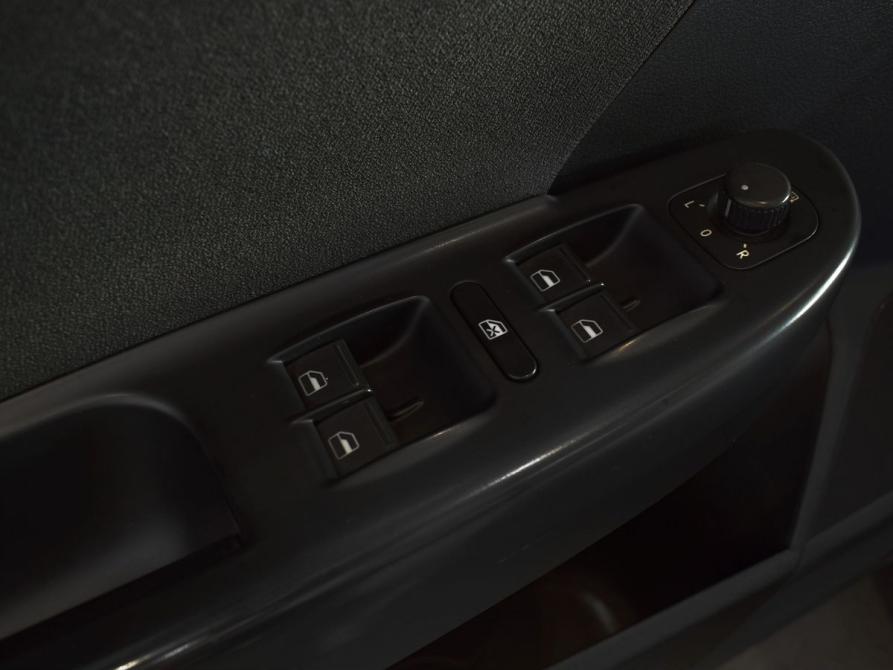Volkswagen Passat B6 Кемерово  - изображение 21