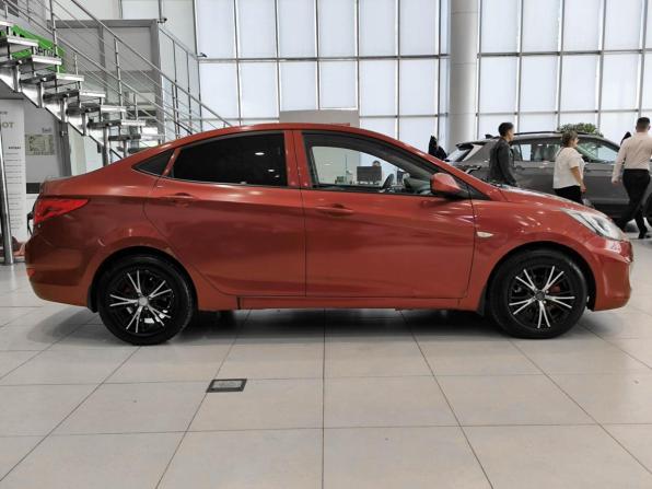 Hyundai Solaris I с пробегом 2011 года, цена 550 000 рублей, 210937 км, седан, Автокод Объявления