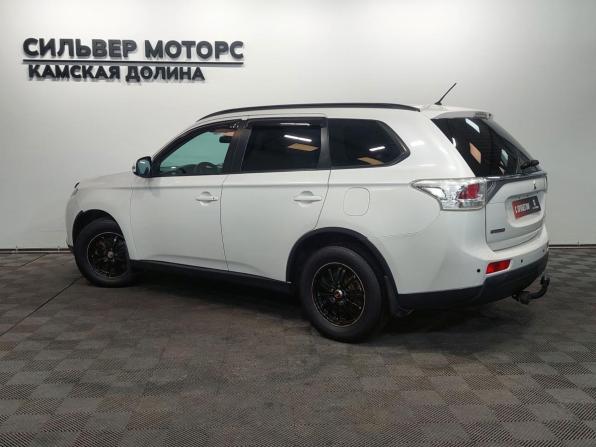 Mitsubishi Outlander III с пробегом 2012 года, цена 1 135 000 рублей, 263472 км, внедорожник, Автокод Объявления