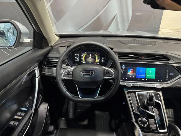 Geely Atlas Pro с пробегом 2023 года, цена 1 895 000 рублей, 45973 км, внедорожник, Автокод Объявления